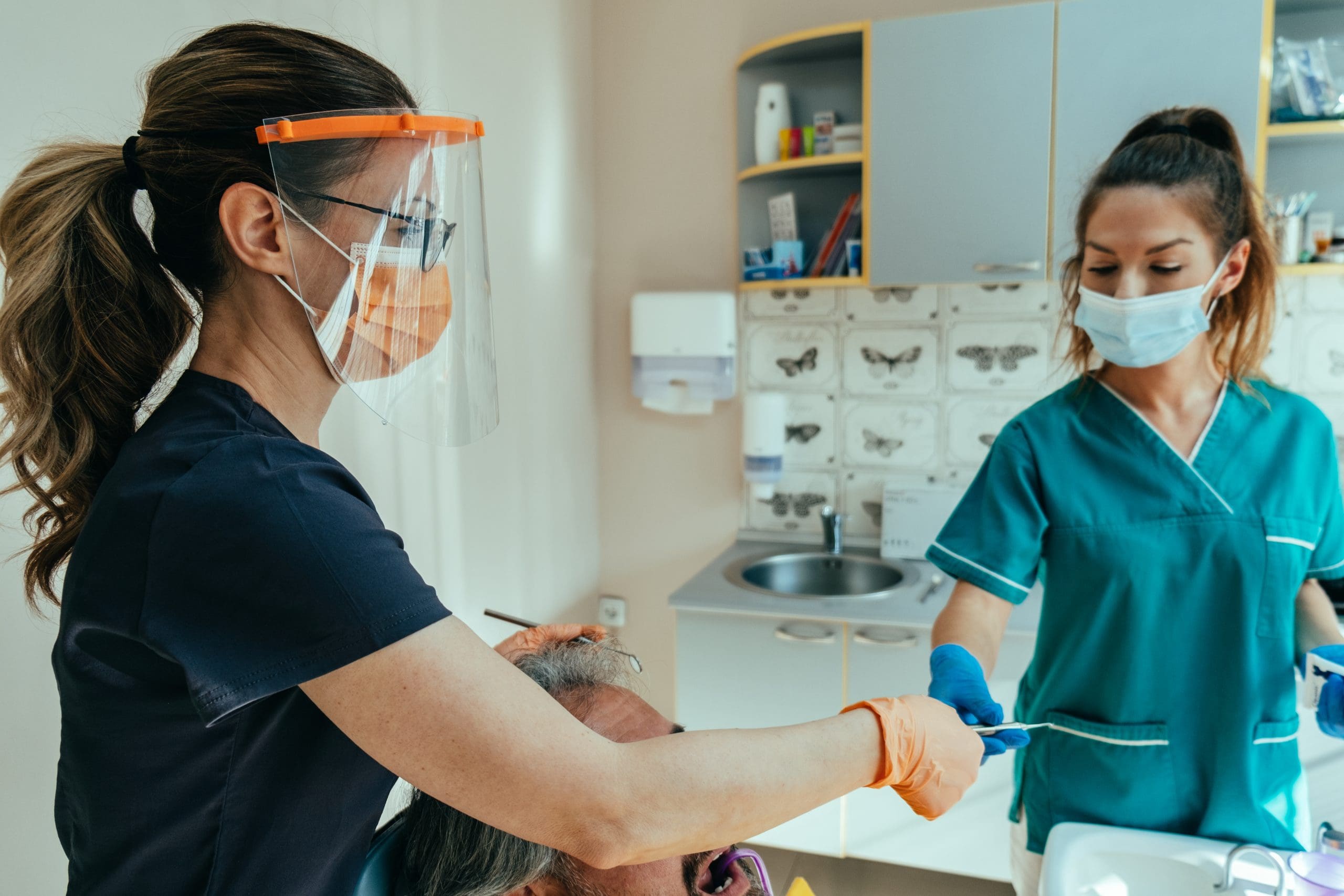 Endodontic Treatment with Microscope: Precision Care for Complex Cases